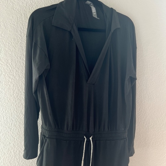 Black Vuori Jumpsuit - Medium - Picture 3 of 5